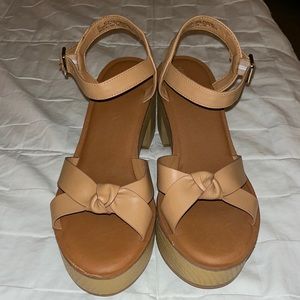WORN ONCE! Womens summer platforms
